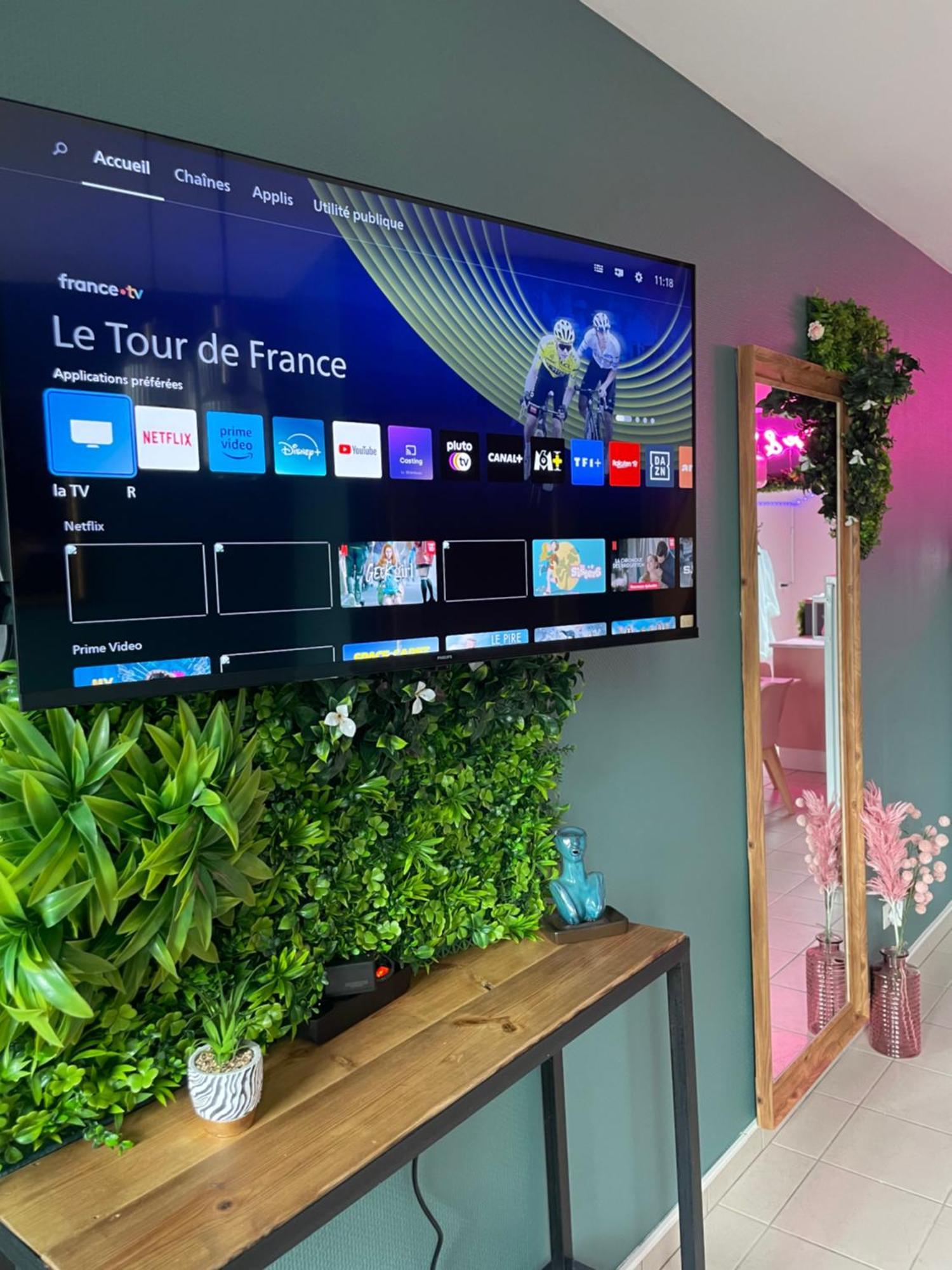 Maison Spacieuse Jacuzzi Wifi Netflix Quievrechain Exterior photo